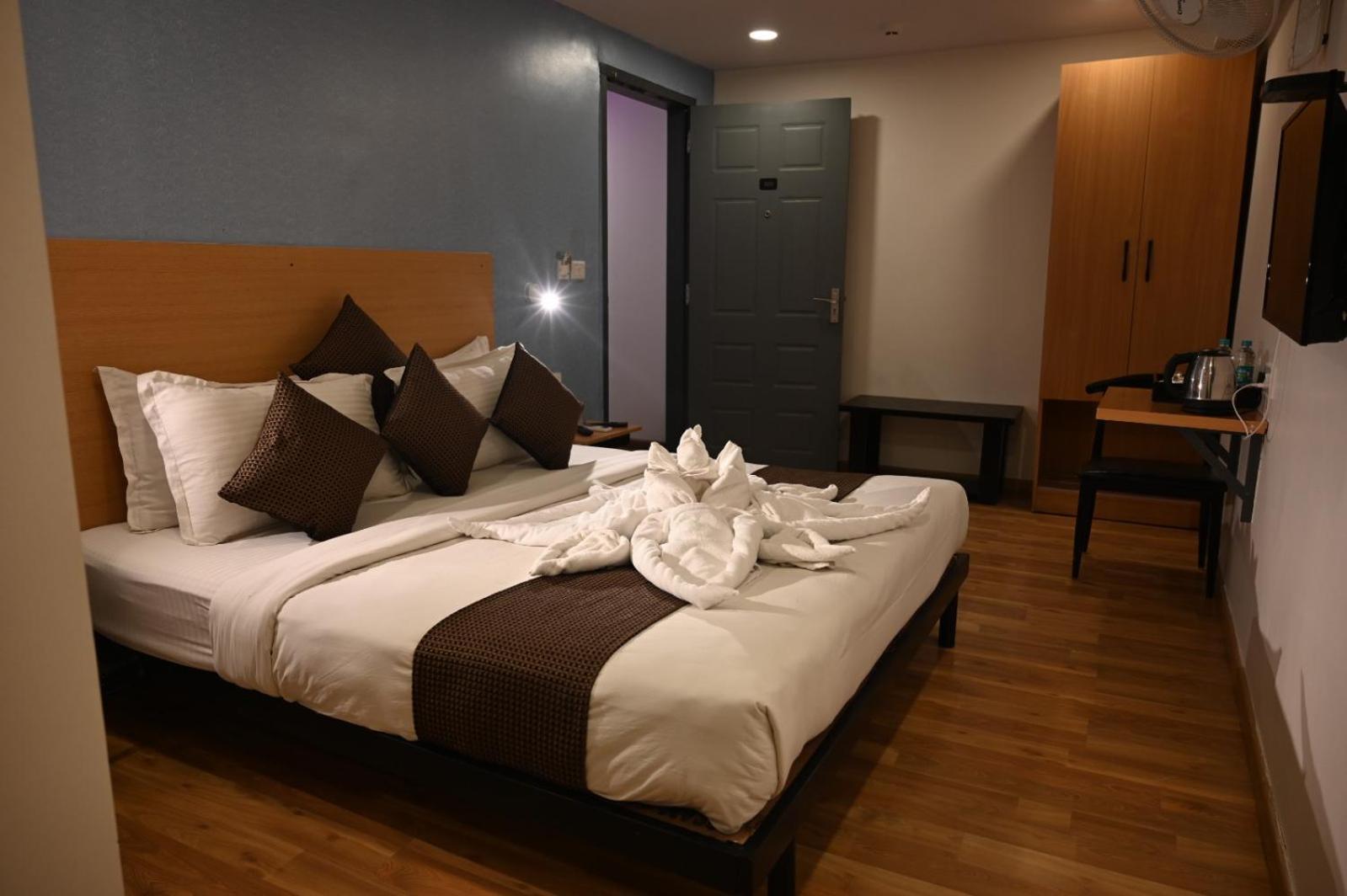 Alchemy Suites Bangalore Bilik gambar