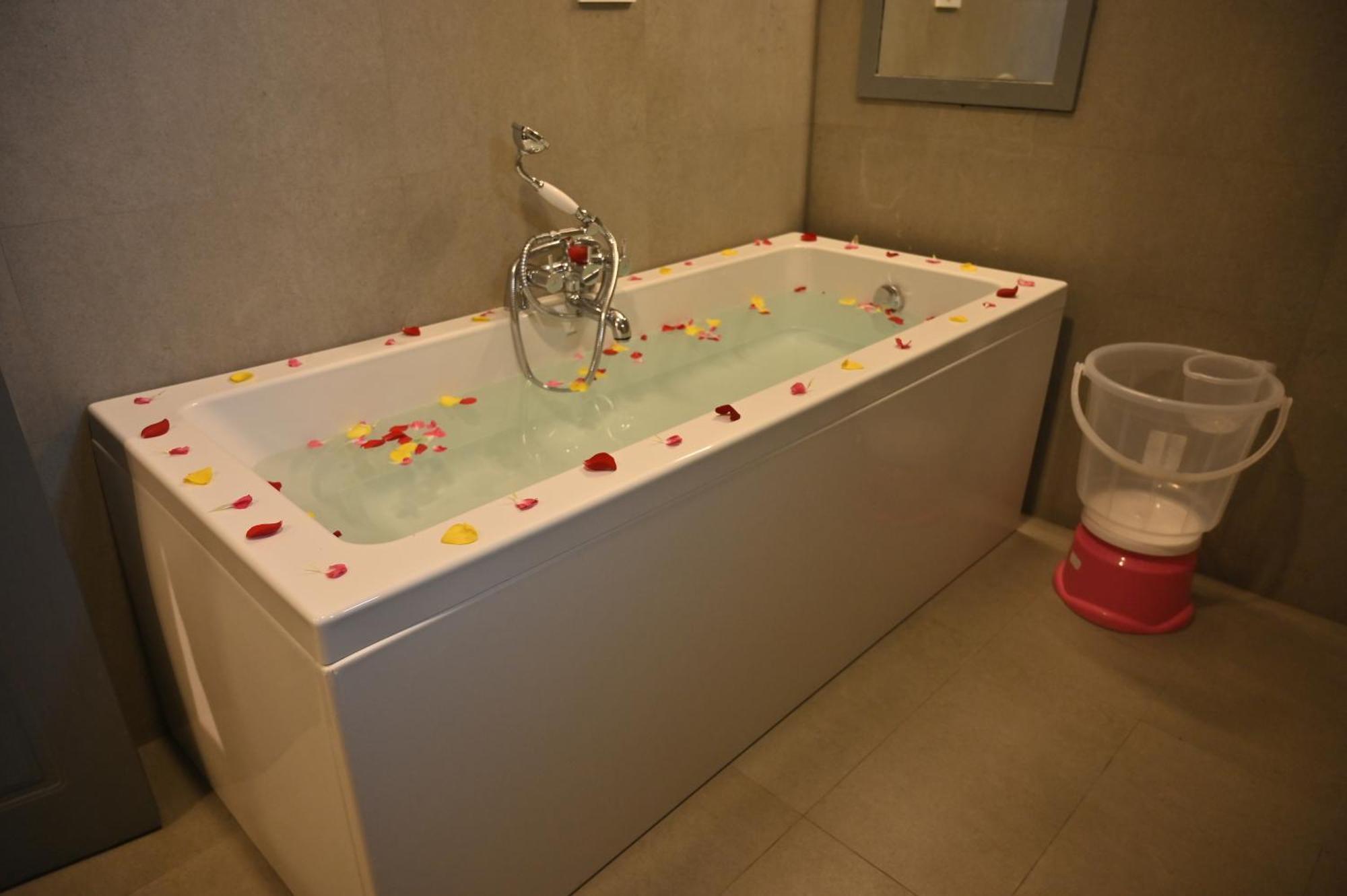 Alchemy Suites Bangalore Luaran gambar